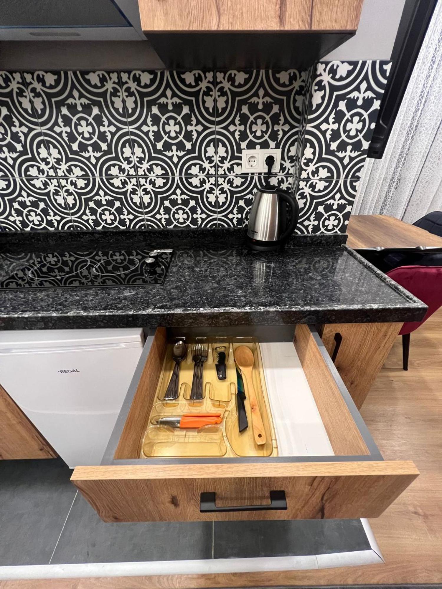 Ayd Apart Harbiye Taksim Истанбул Екстериор снимка